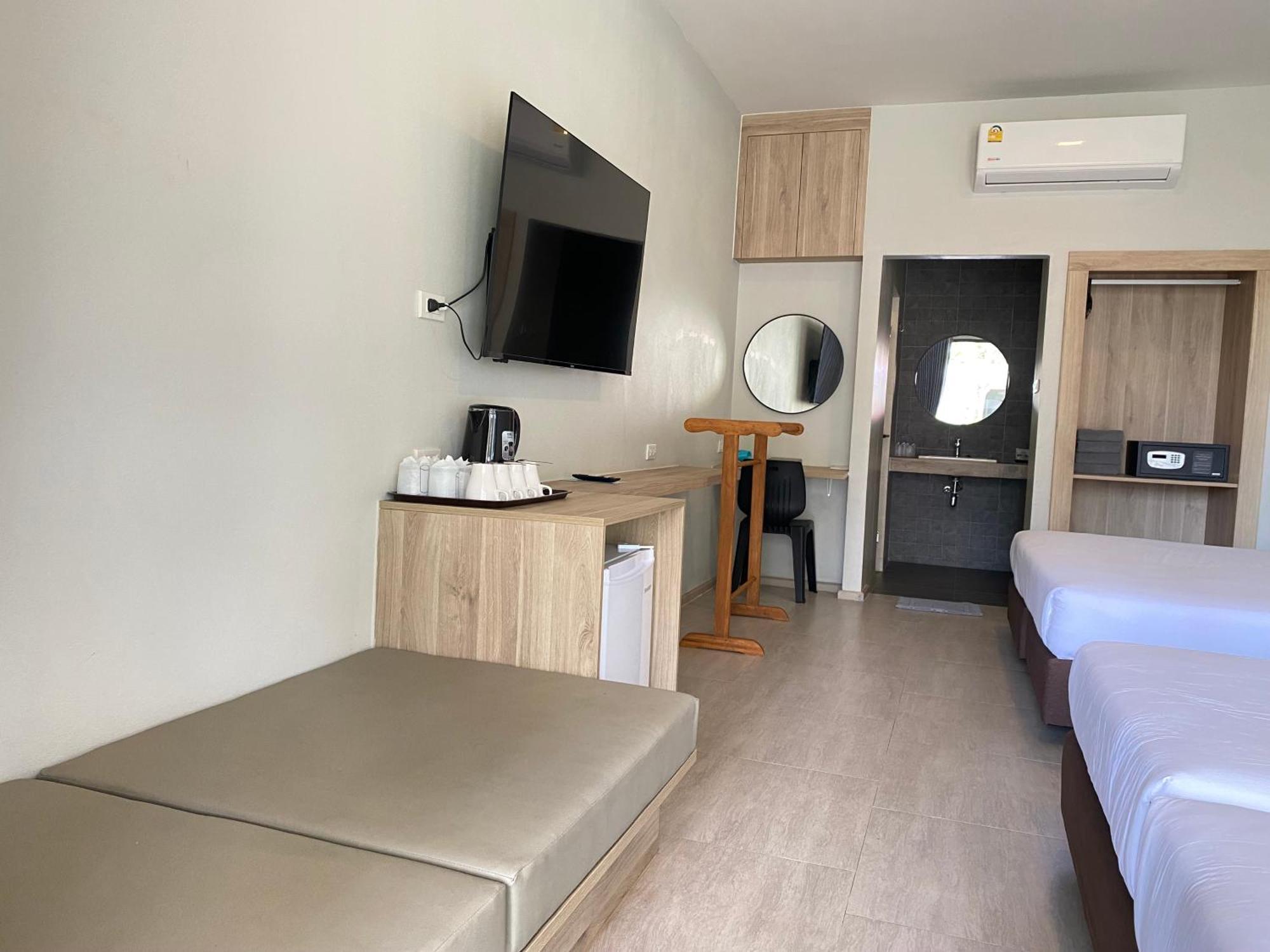 Rayong Chalet Resort Klaeng Bagian luar foto